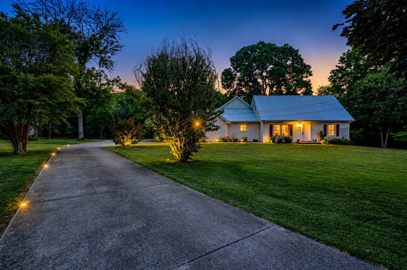 129 Oakland Dr, Gallatin, TN 37066