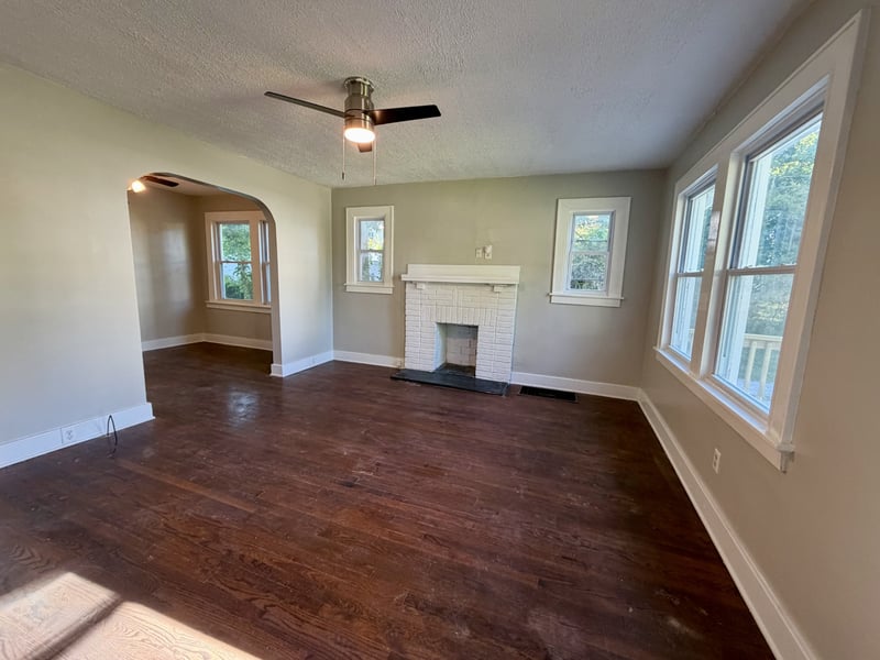 1602 Columbia Ave, Columbia, TN 38401
