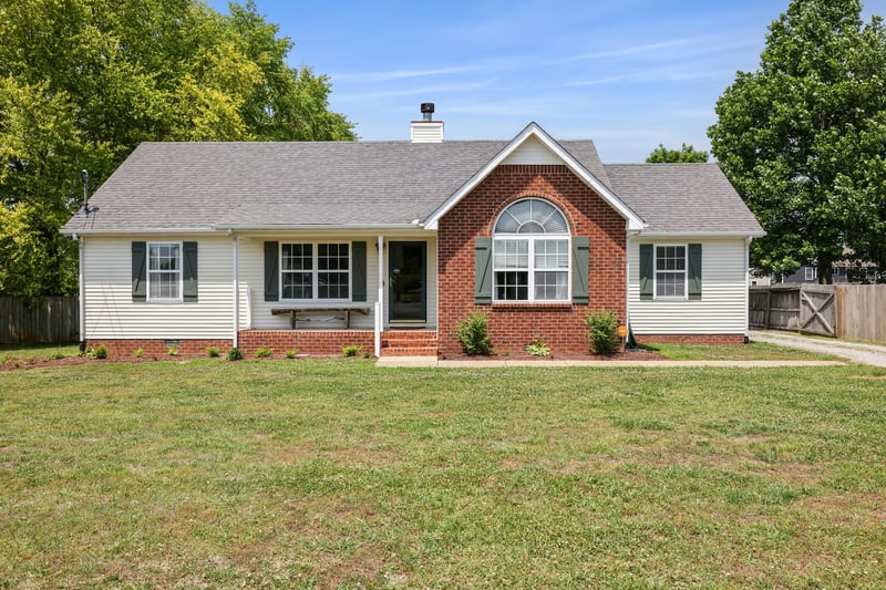 136 Fall Creek Dr, Murfreesboro, TN 37129