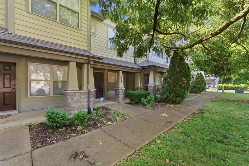 105 4th Ave #404, Murfreesboro, TN 37130