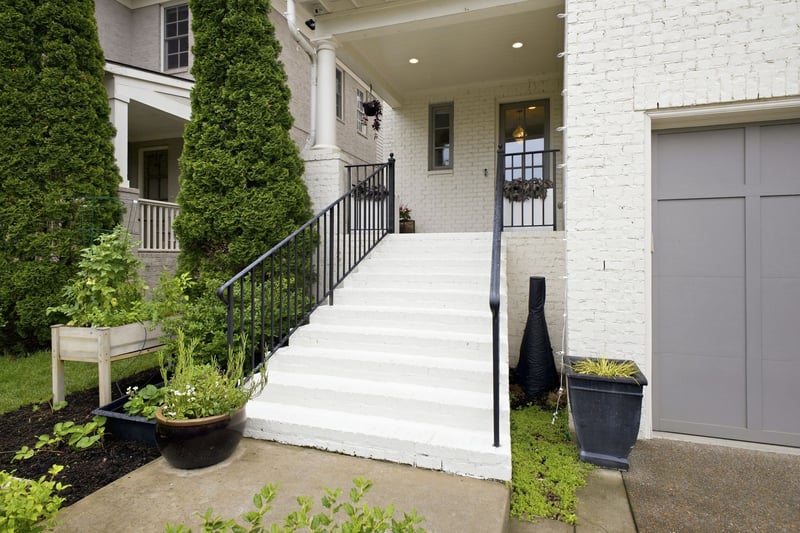 2011B Galbraith Dr, Nashville, TN 37215