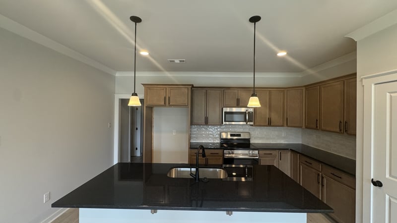 470 W Foxrun, Springfield, TN 37172