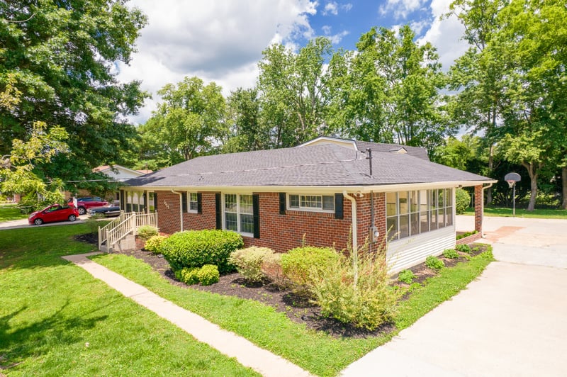 1117 Peninsula Dr, Gallatin, TN 37066