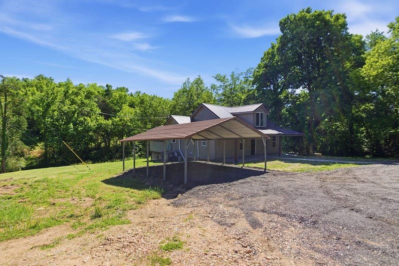 3542 Cecil Farm Rd, Mount Pleasant, TN 38474