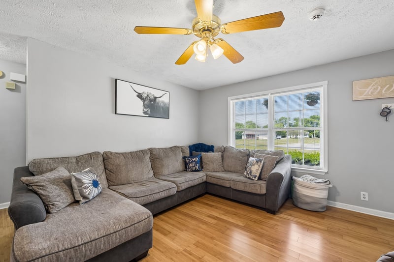 111 Ridgepark Ct, Murfreesboro, TN 37130