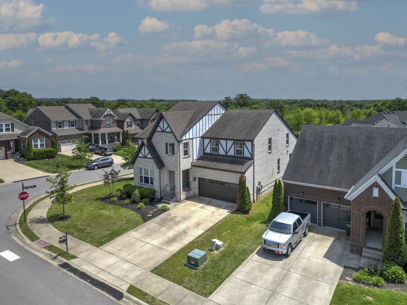 2001 Oliver Dr, Mount Juliet, TN 37122