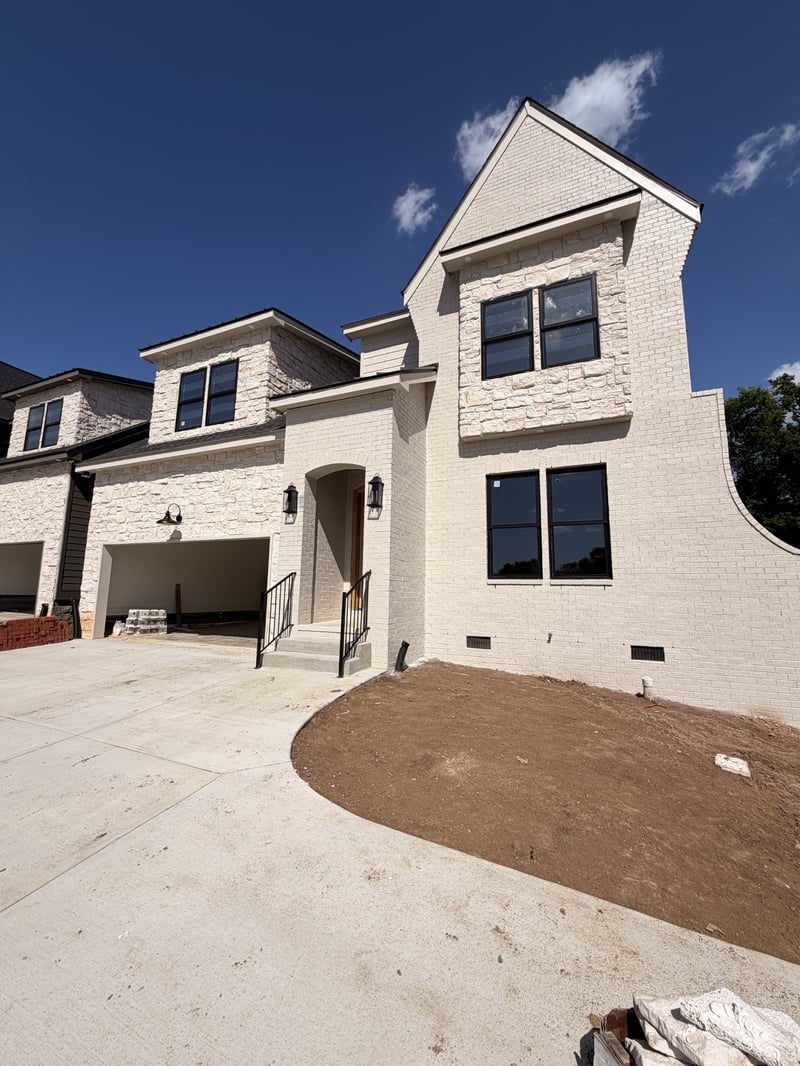 2812 Harriette Ct, Nashville, TN 37206