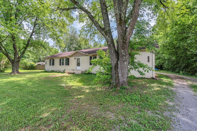 6030 Sedgeridge Ave, Murfreesboro, TN 37129