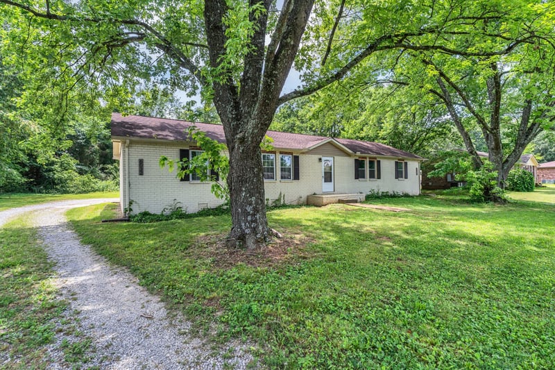 6030 Sedgeridge Ave, Murfreesboro, TN 37129