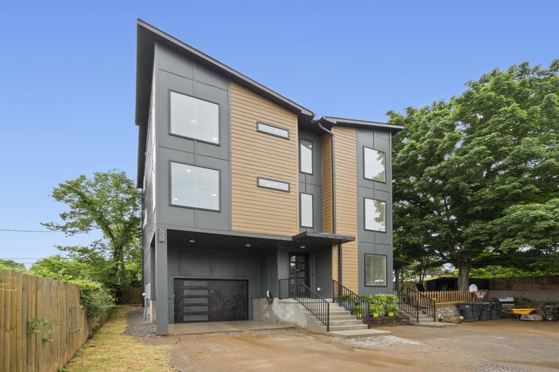 530 Continental Dr, Nashville, TN 37209