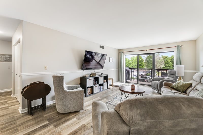 200 Sanders Ferry Rd #2210, Hendersonville, TN 37075