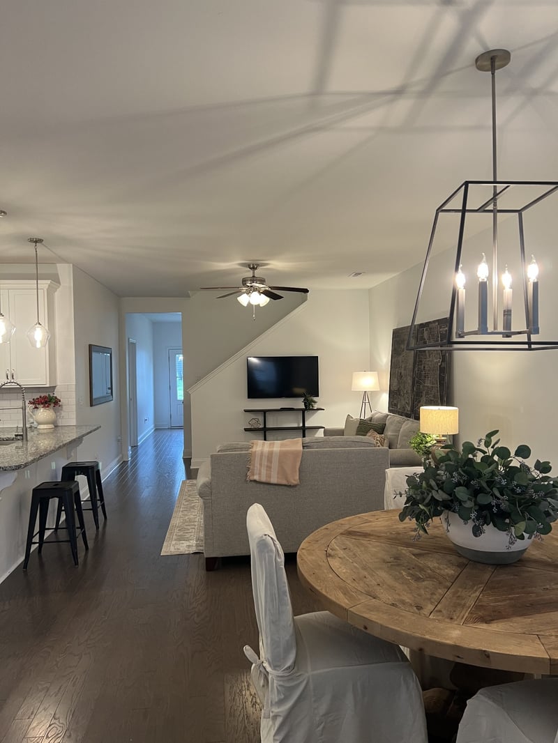 2330 Laurelstone Dr, Murfreesboro, TN 37130