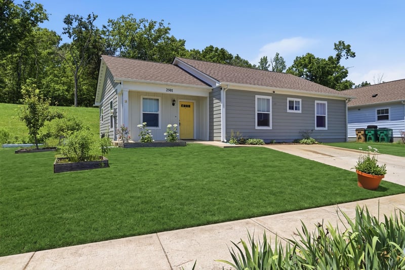 2501 Vista Ln, Nashville, TN 37207