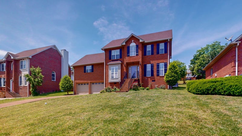 1127 Kimberly Dr, Goodlettsville, TN 37072