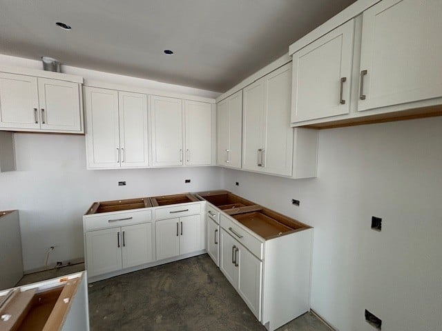 1104 Callaway Dr, Lebanon, TN 37087