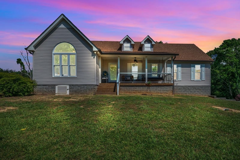 643 Bear Creek Valley Rd, Bon Aqua, TN 37025