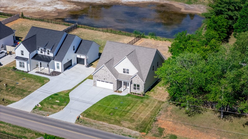 524 Gresham Ln, Murfreesboro, TN 37129