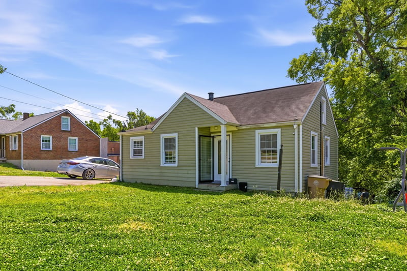 1245 Vultee Blvd, Nashville, TN 37217