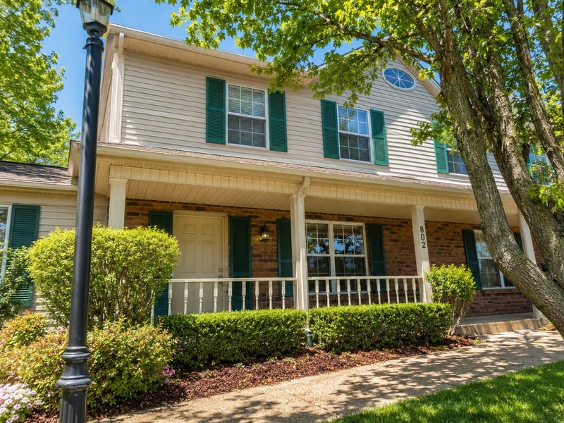 802 Beazer Ln NE, Antioch, TN 37013