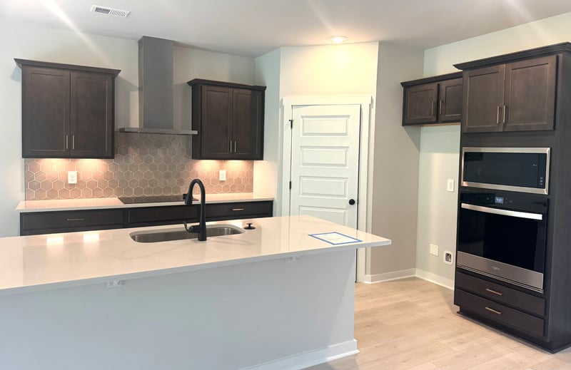 4226 Henslowe Rd, Columbia, TN 38401