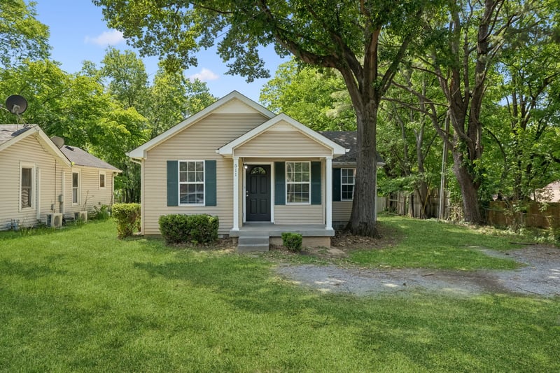 511 Hayes St, Springfield, TN 37172