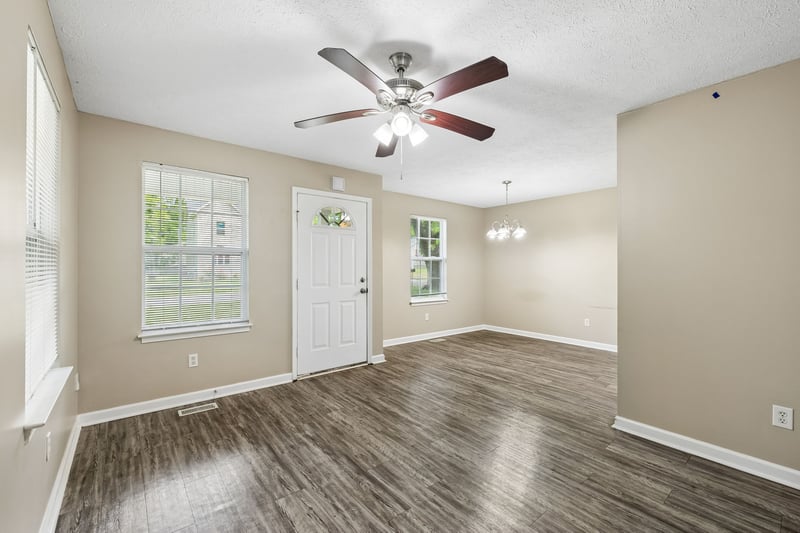 511 Hayes St, Springfield, TN 37172