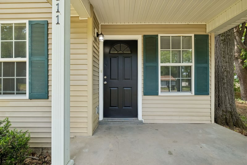 511 Hayes St, Springfield, TN 37172