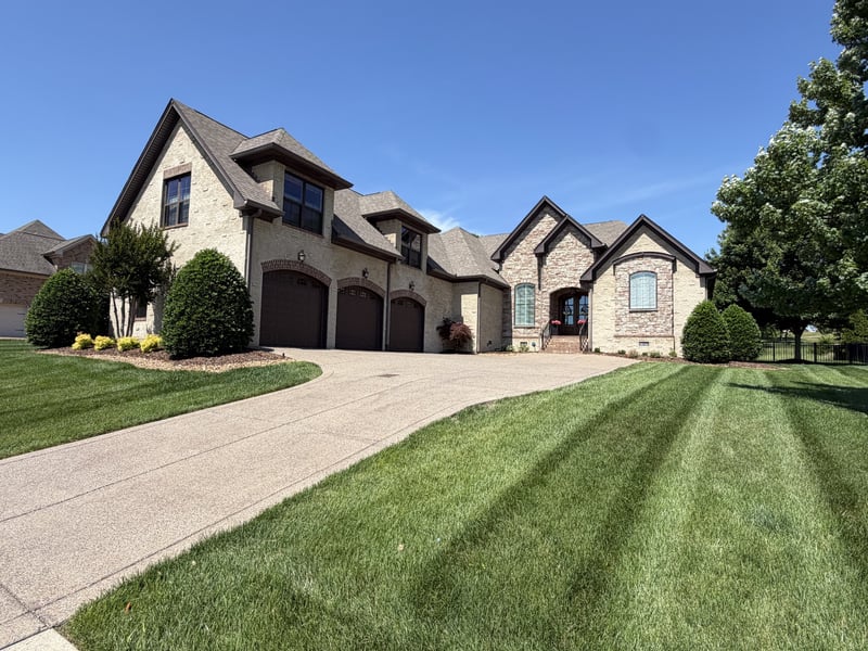 1606 Boardwalk Pl, Gallatin, TN 37066
