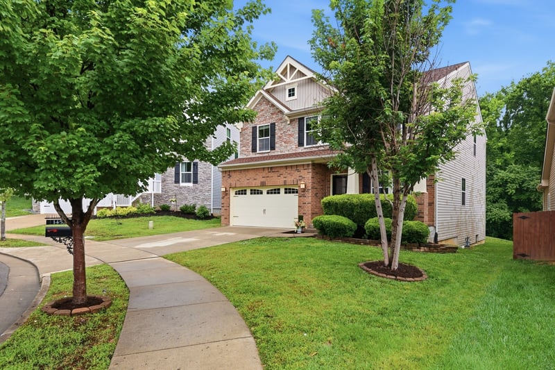 1452 Scarcroft Ln, Nashville, TN 37221