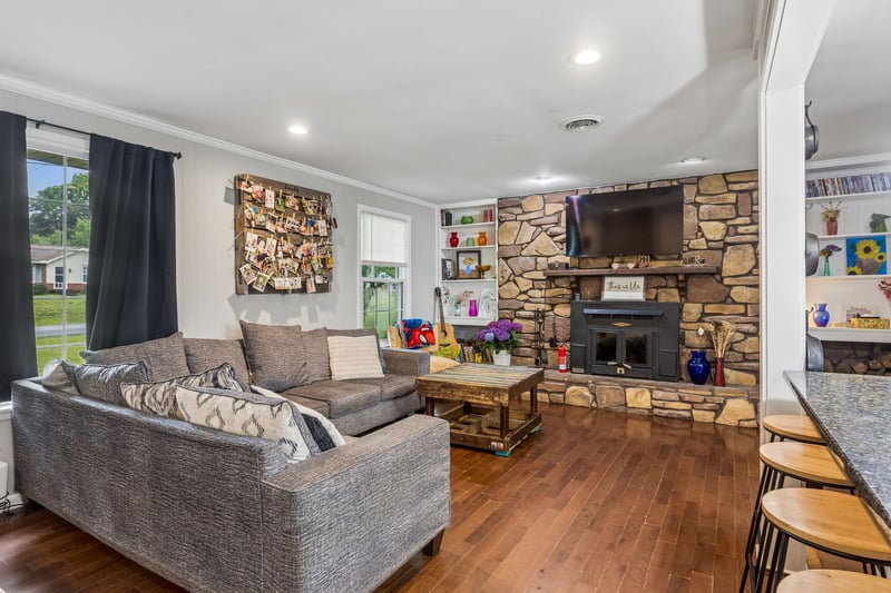 121 Grandview Cir, Old Hickory, TN 37138