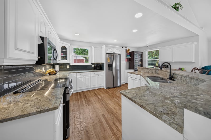 3210 Southlake Dr, Nashville, TN 37211