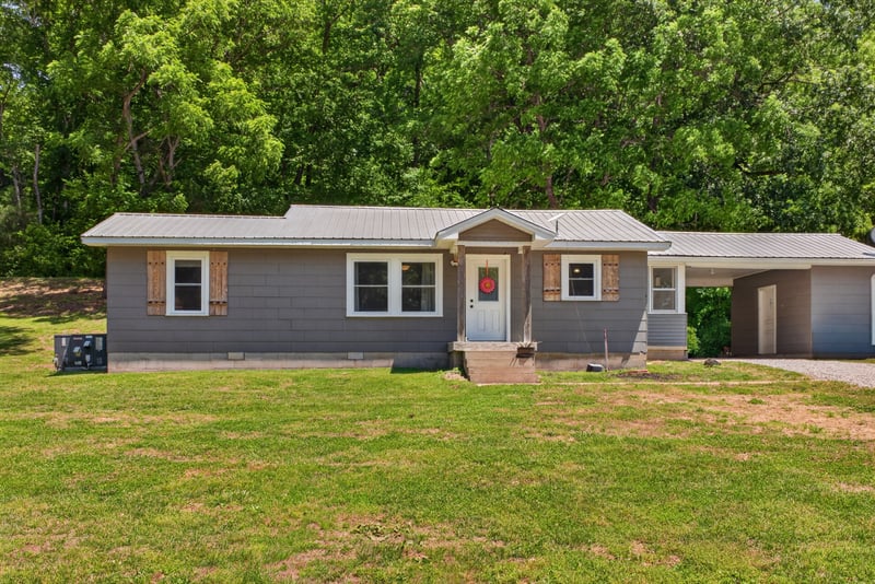 4854 Dry Fork Rd, Hampshire, TN 38461