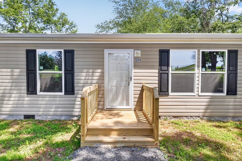 1291 Highway 259 , Portland, TN 37148