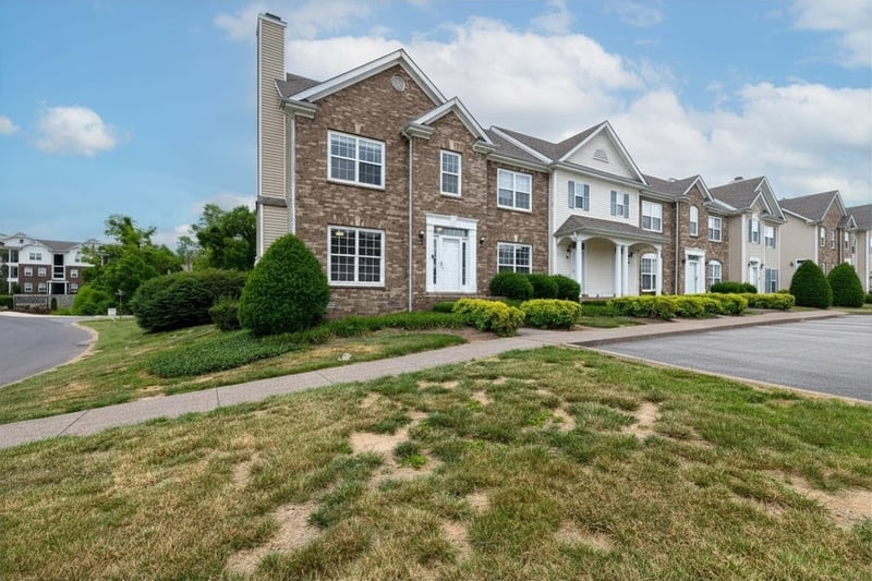 1001 Mckenna Dr, Thompsons Station, TN 37179