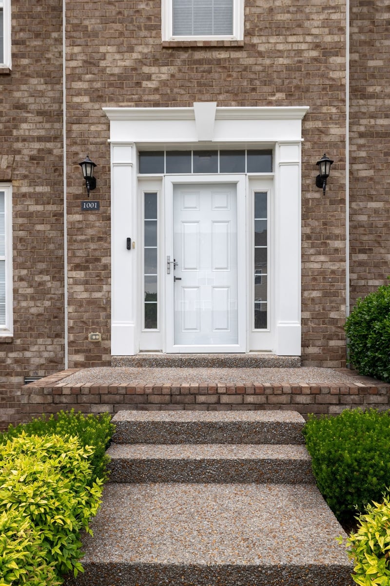 1001 Mckenna Dr, Thompsons Station, TN 37179