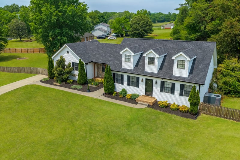 510 Deshea Creek Rd, Gallatin, TN 37066