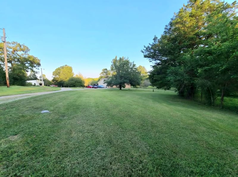 5 Allen Ln, Brush Creek, TN 38547