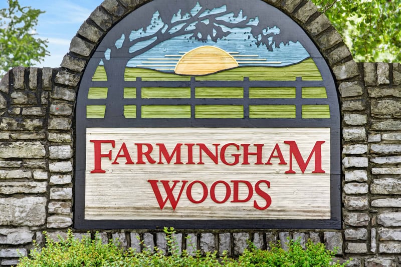 4021 Farmingham Woods Dr, Hermitage, TN 37076