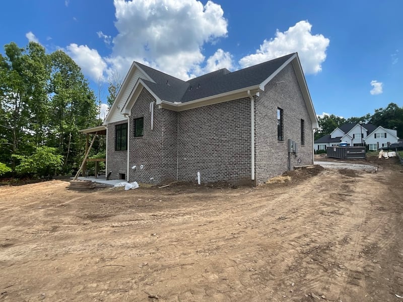 8233 Glover Dr, Brentwood, TN 37027