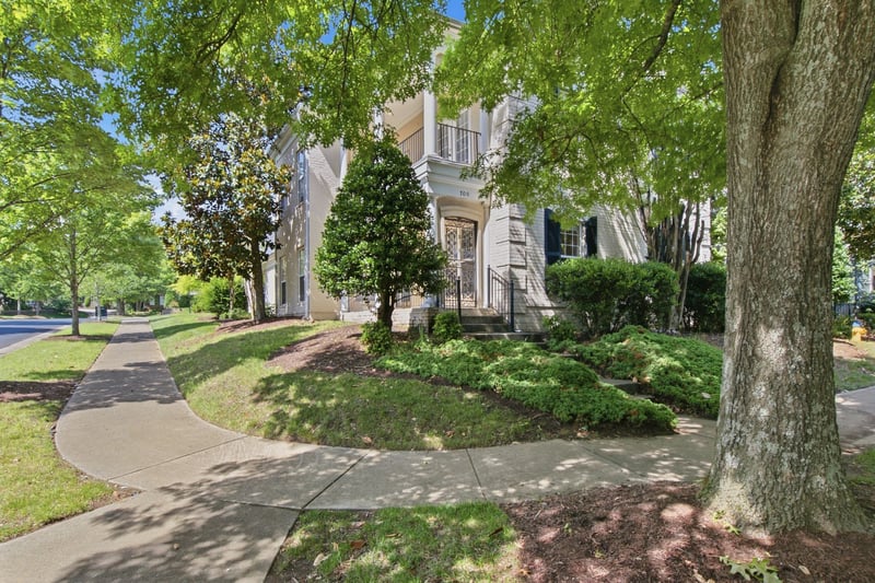 700 Pebble Springs Dr, Franklin, TN 37067
