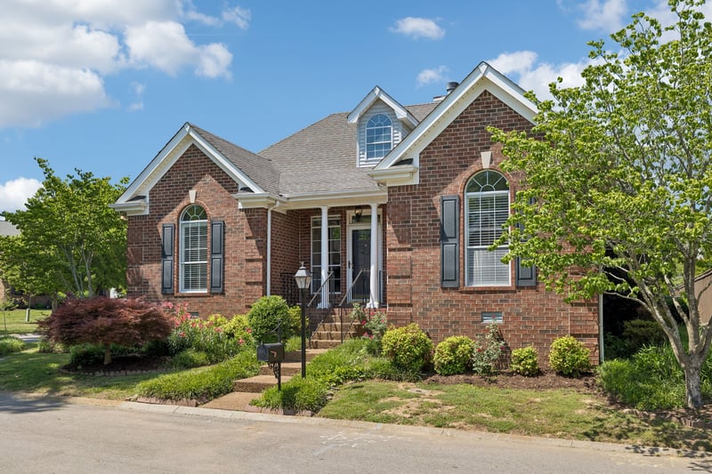 1712 Fieldcrest Cir, Franklin, TN 37064