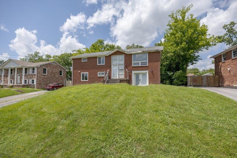 264 Wallace Rd, Nashville, TN 37211