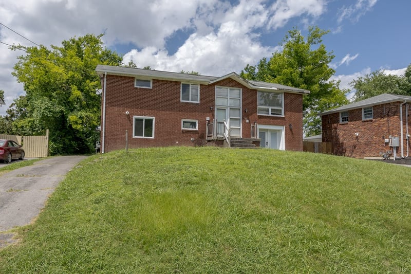 264 Wallace Rd, Nashville, TN 37211