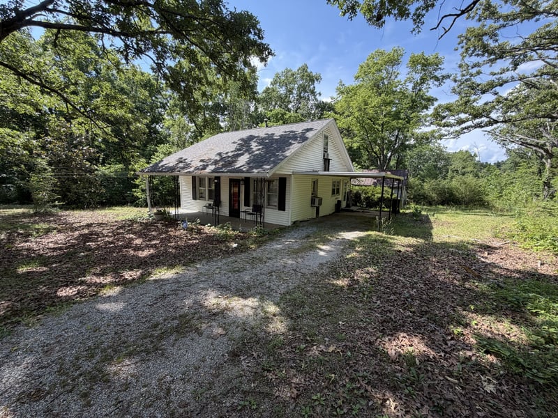 970 Yellow Creek Rd, Dickson, TN 37055