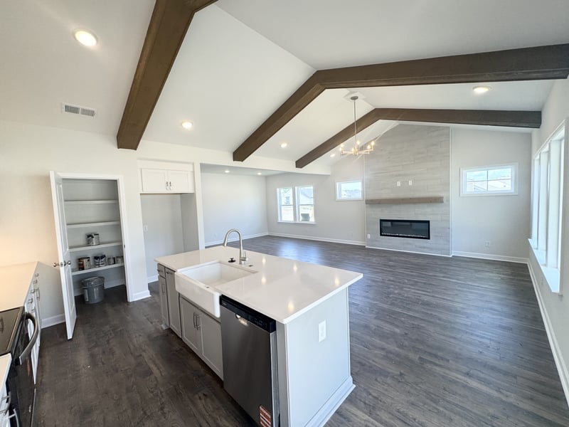 1733 Merkel Rd, Columbia, TN 38401