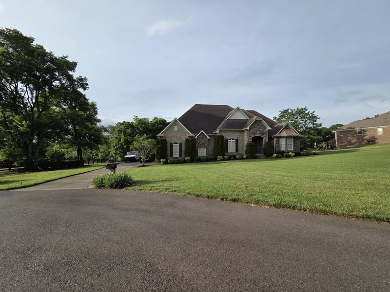 5232 Mead Park Dr, Thompsons Station, TN 37179