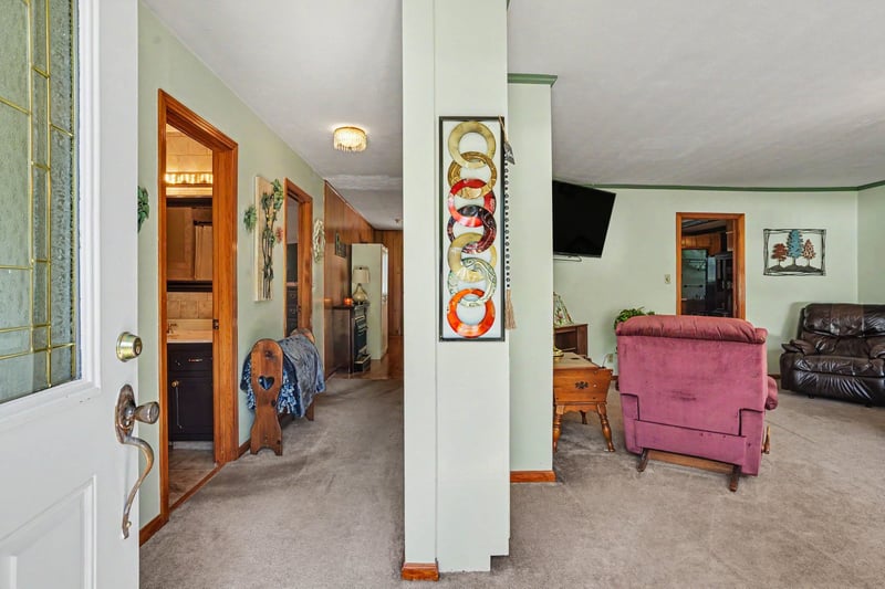 120 Slater St, White Bluff, TN 37187