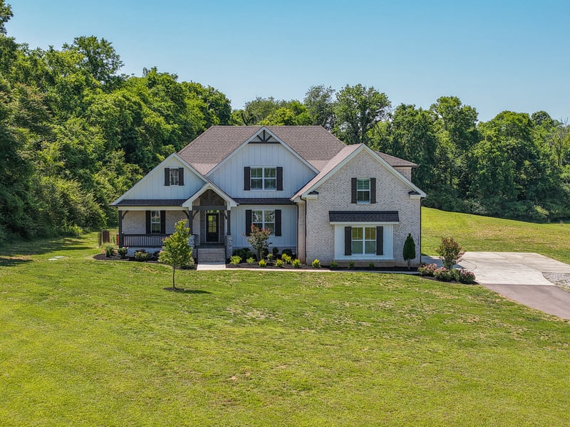 1176 Iron Bridge Rd, Columbia, TN 38401