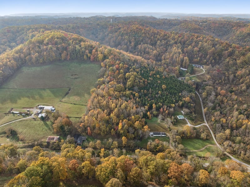 Cookeville Hwy, Elmwood, TN 38560