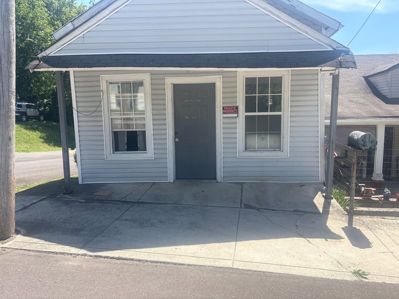 1401A S Main St, Columbia, TN 38401